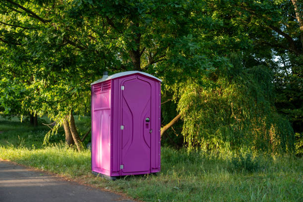 Portable Toilet Options We Offer in Tishomingo, OK